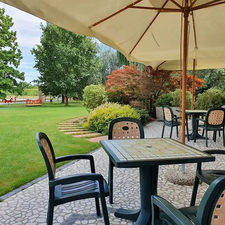 Alojamento de Acomodação e Pequeno-almoço Villalta Treviso